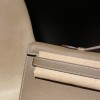 Epsom 18/Étoupe Grey (Étoupe)     Full Handmade  HERMES  Kelly Cut 