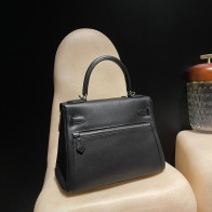 swift  swift 89/ Black  Full Handmade kelly lakis