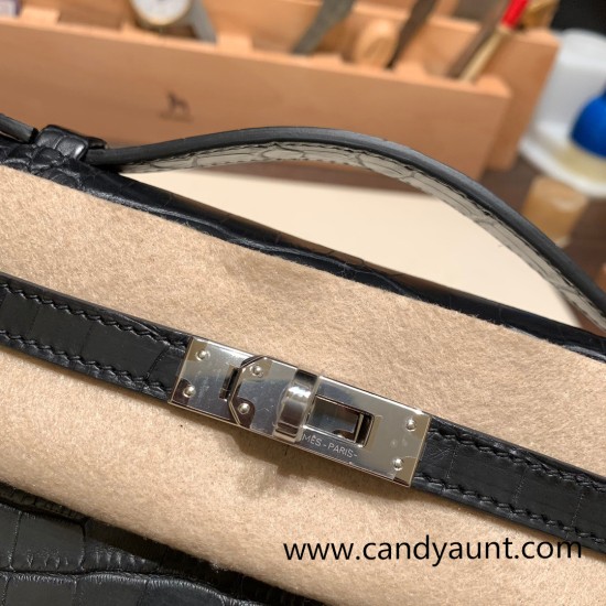 Hermes Kelly pochette Matte Alligateor 89 /Black (Noir) Silver Hardware Pochette--003 Hermes Kelly pochette Matte Alligateor 89 /Black (Noir) Silver Hardware Pochette--003