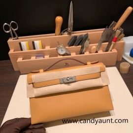 4B /Biscuit Silver Hardware kelly pochette  swift 