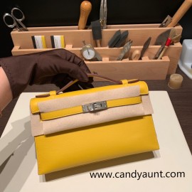  9D /Jaune Ambre Silver Hardware kelly pochette  swift 