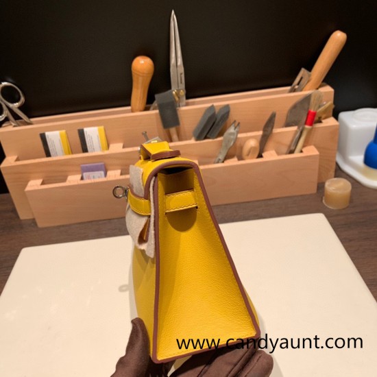 Hermes Kelly pochette swift 9D /Jaune Ambre Silver Hardware Pochette--049 Hermes Kelly pochette swift 9D /Jaune Ambre Silver Hardware Pochette--049