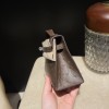 ostrich kelly pochette  47/Chocolat  