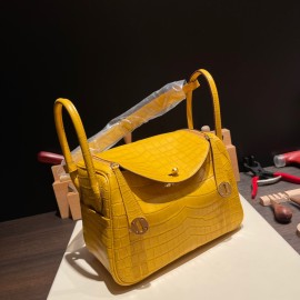 Hermes Lindy 26cm Crocodile Gold Hardware lindy26-001