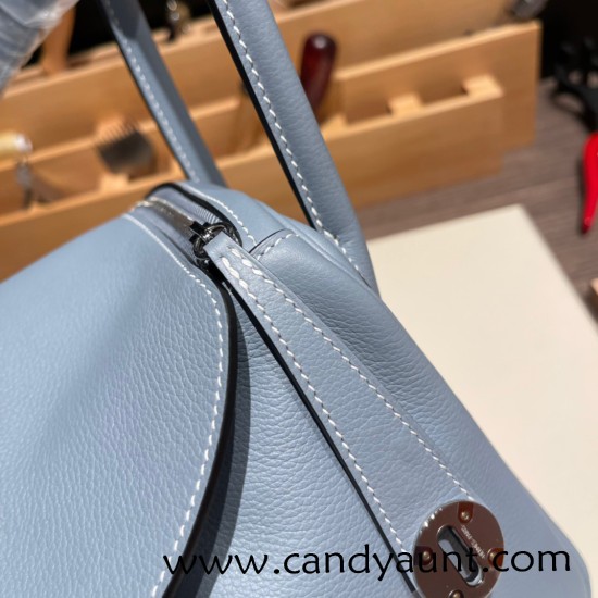 Hermes Lindy 26cm evercolor J7 /Blue Lin Silver Hardware lindy26-002 Hermes Lindy 26cm evercolor J7 /Blue Lin Silver Hardware lindy26-002