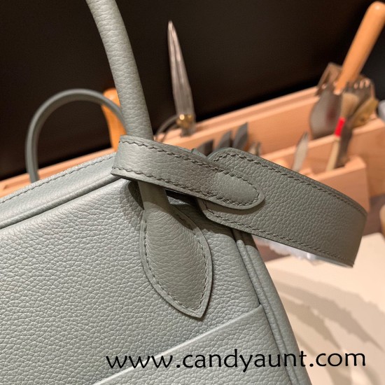 Hermes Lindy 26cm evercolor 63 /Vert Amande Silver Hardware lindy26-003 Hermes Lindy 26cm evercolor 63 /Vert Amande Silver Hardware lindy26-003