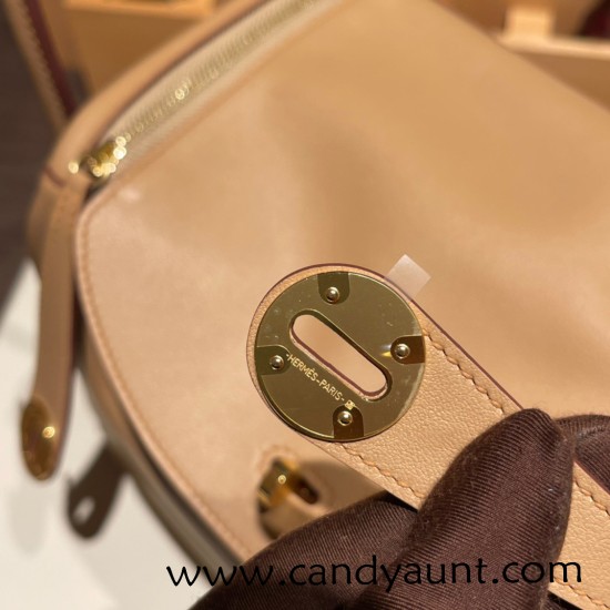 Hermes Lindy 26cm swift 0M/Chai & X9 /Mauve Sylvestre Gold Hardware lindy26-006 Hermes Lindy 26cm swift 0M/Chai & X9 /Mauve Sylvestre Gold Hardware lindy26-006