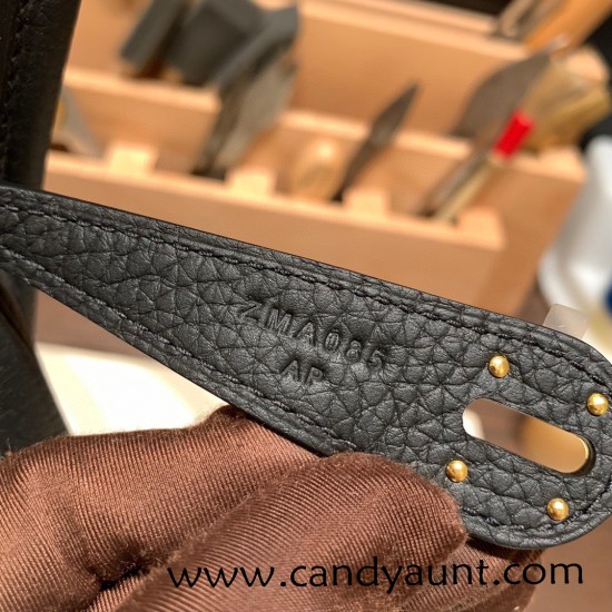 Hermes Lindy 26cm swift 89 /Black Gold Hardware lindy26-008 Hermes Lindy 26cm swift 89 /Black Gold Hardware lindy26-008