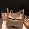 Hermes Lindy 26cm Clemence 18 /Étoupe Grey Gold Hardware lindy26-010