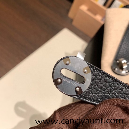 Hermes Lindy 26cm Clemence 89/ Black (Noir) Silver Hardware lindy26-011 Hermes Lindy 26cm Clemence 89/ Black (Noir) Silver Hardware lindy26-011