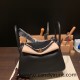 Hermes Lindy 26cm Clemence 89/ Black (Noir) Gold Hardware lindy26-012 Hermes Lindy 26cm Clemence 89/ Black (Noir) Gold Hardware lindy26-012