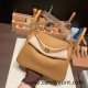 Hermes Lindy 26cm Clemence 4B /Biscuit Gold Hardware lindy26-014 Hermes Lindy 26cm Clemence 4B /Biscuit Gold Hardware lindy26-014