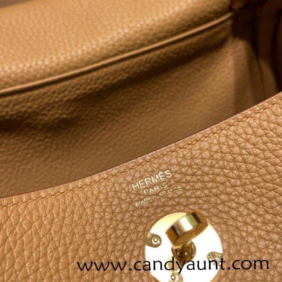 Hermes Lindy 26cm Clemence 4B /Biscuit Gold Hardware lindy26-014 Hermes Lindy 26cm Clemence 4B /Biscuit Gold Hardware lindy26-014
