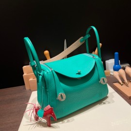 Hermes Lindy 26cm Clemence 6W/ Menthe& 18 /Étoupe Grey (Étoupe) lindy26-019