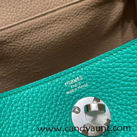 Hermes Lindy 26cm Clemence 6W/ Menthe& 18 /Étoupe Grey (Étoupe) lindy26-019 Hermes Lindy 26cm Clemence 6W/ Menthe& 18 /Étoupe Grey (Étoupe) lindy26-019