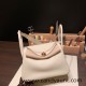 Hermes Lindy 26cm Clemence 10 / Craie Gold Hardwar lindy26-027 Hermes Lindy 26cm Clemence 10 / Craie Gold Hardwar lindy26-027
