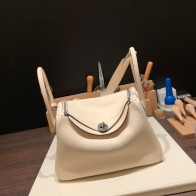 Hermes Lindy 26cm Clemence   Gold Hardware lindy26-030