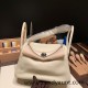 Hermes Lindy 26cm Clemence 10 /Craie Silver Hardware lindy26-037 Hermes Lindy 26cm Clemence 10 /Craie Silver Hardware lindy26-037
