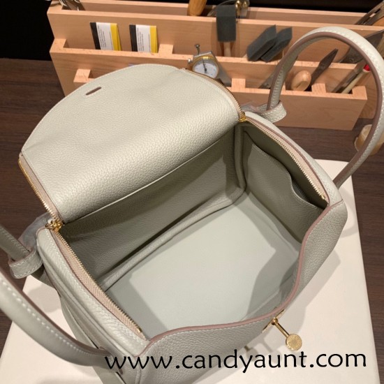 Hermes Lindy 26cm Clemence 10 /Craie Silver Hardware lindy26-037