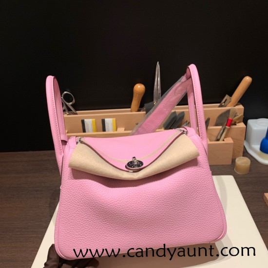 Hermes Lindy 26cm Clemence X9 /Mauve Sylvestre Silver Hardware lindy26-040 Hermes Lindy 26cm Clemence X9 /Mauve Sylvestre Silver Hardware lindy26-040