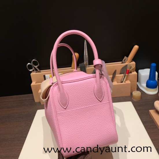 Hermes Lindy 26cm Clemence X9 /Mauve Sylvestre Silver Hardware lindy26-040 Hermes Lindy 26cm Clemence X9 /Mauve Sylvestre Silver Hardware lindy26-040