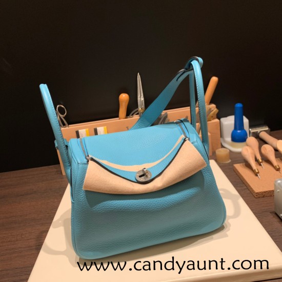 Hermes Lindy 26cm Clemence Silver Hardware lindy26-047 Hermes Lindy 26cm Clemence Silver Hardware lindy26-047
