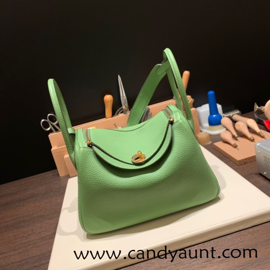 Hermes Lindy 26cm Clemence 3I/ Vert Criquet lindy26-049 Hermes Lindy 26cm Clemence 3I/ Vert Criquet lindy26-049