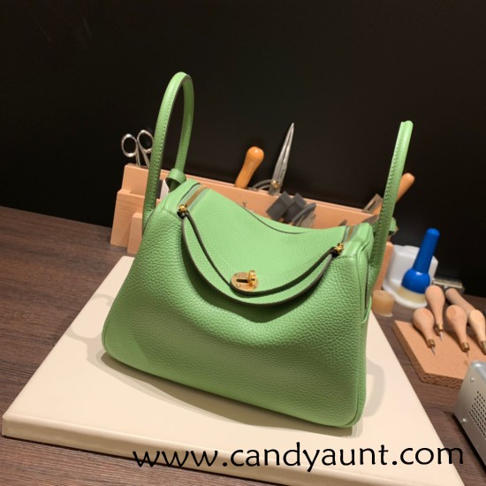 Hermes Lindy 26cm Clemence 3I/ Vert Criquet lindy26-049 Hermes Lindy 26cm Clemence 3I/ Vert Criquet lindy26-049
