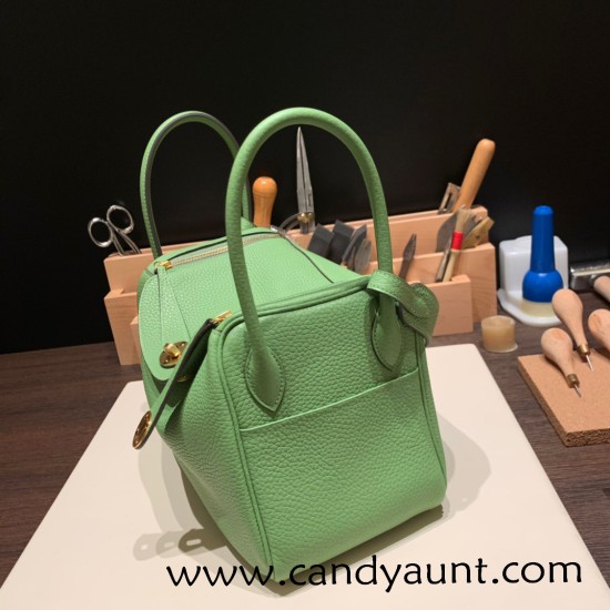 Hermes Lindy 26cm Clemence 3I/ Vert Criquet lindy26-049 Hermes Lindy 26cm Clemence 3I/ Vert Criquet lindy26-049