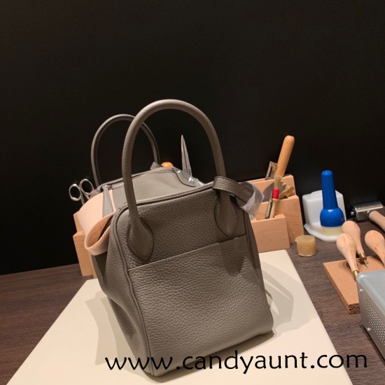 Hermes stock 30cm Lindy Clemence 8F /Etain Silver Hardware Hermes stock 30cm Lindy Clemence 8F /Etain Silver Hardware