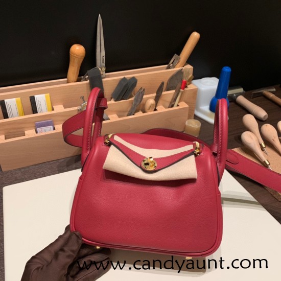 Hermes Mini Lindy Evercolor K1 / Rouge Grenat Gold Hardware 003 Hermes Mini Lindy Evercolor K1 / Rouge Grenat Gold Hardware 003