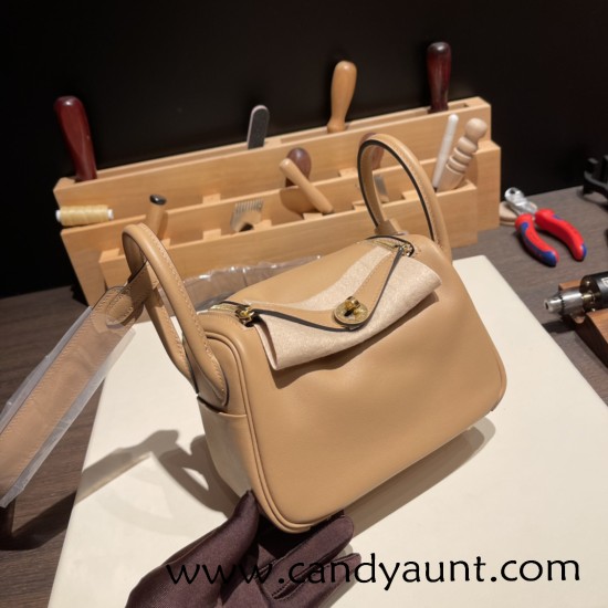 Hermes Mini Lindy swift 0M/Chai& X9 /Mauve Sylvestre Gold Hardware 009 Hermes Mini Lindy swift 0M/Chai& X9 /Mauve Sylvestre Gold Hardware 009