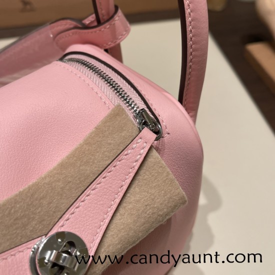 Hermes Mini Lindy swift 3Q /Rose Sakura Silver Hardware 013 Hermes Mini Lindy swift 3Q /Rose Sakura Silver Hardware 013
