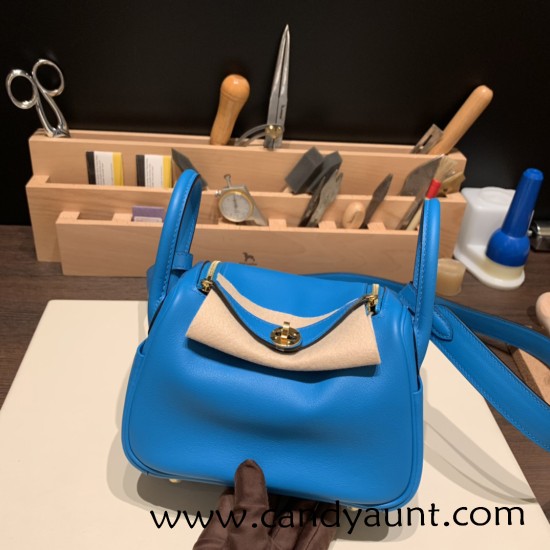 Hermes Mini Lindy swift 0F /Blue Frida Gold Hardware 014 Hermes Mini Lindy swift 0F /Blue Frida Gold Hardware 014