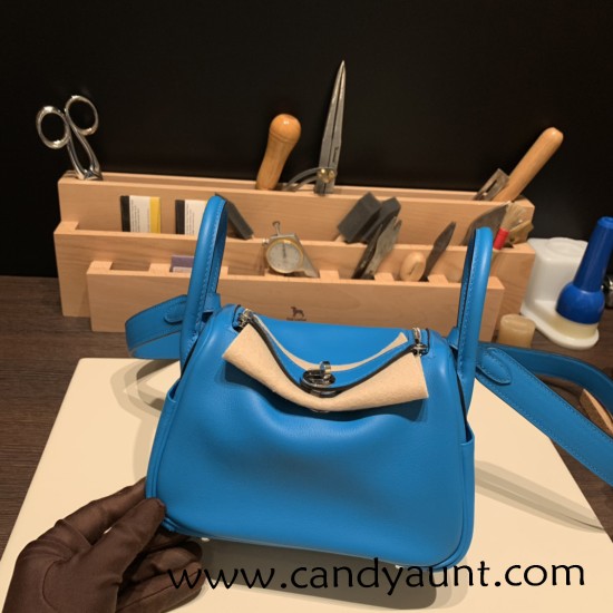 Hermes Mini Lindy 0F/ Blue Frida 0F /Blue Frida Silver Hardware 015 Hermes Mini Lindy 0F/ Blue Frida 0F /Blue Frida Silver Hardware 015