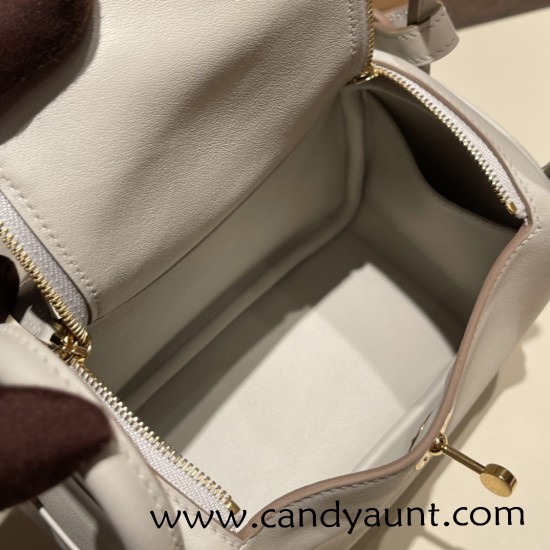 Hermes Mini Lindy 80 /Pearl Grey (Gris Perle) Gold Hardware 021 Hermes Mini Lindy 80 /Pearl Grey (Gris Perle) Gold Hardware 021