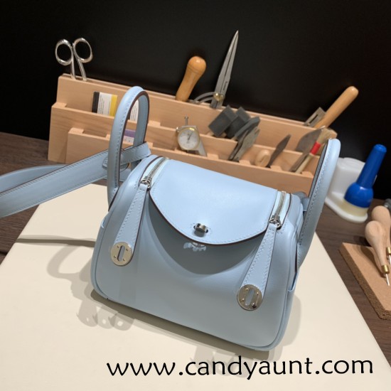 Hermes Mini Lindy swift 7R /Azur Silver Hardware 022 Hermes Mini Lindy swift 7R /Azur Silver Hardware 022