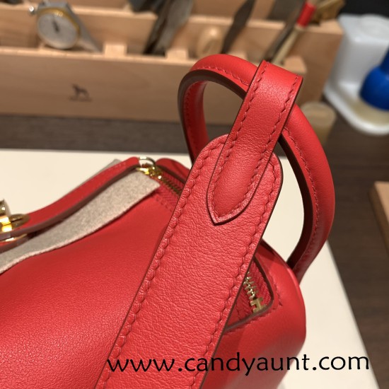 Hermes Mini Lindy swift S3/Rouge Cœur Gold Hardware 023 Hermes Mini Lindy swift S3/Rouge Cœur Gold Hardware 023