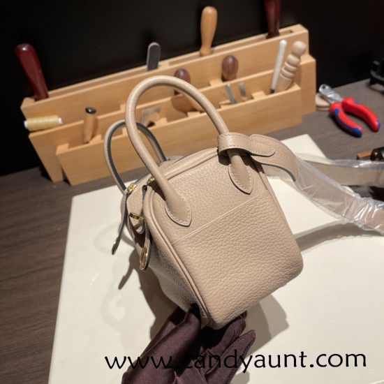 Hermes Mini Lindy Clemence S2/ Trench Gold Hardware 045 Hermes Mini Lindy Clemence S2/ Trench Gold Hardware 045