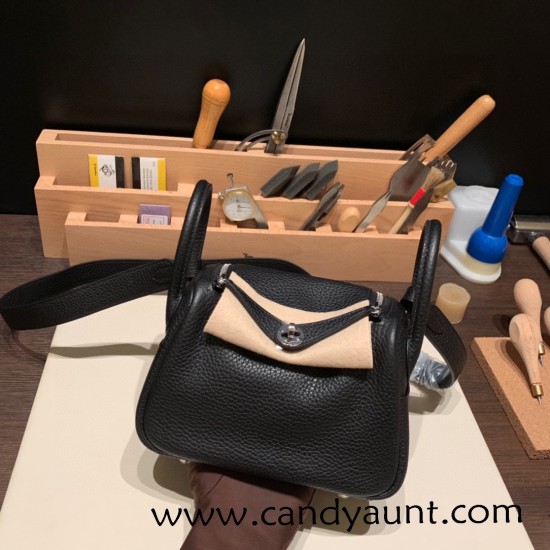 Hermes Mini Lindy Clemence 89 /Black (Noir) Silver Hardware 049 Hermes Mini Lindy Clemence 89 /Black (Noir) Silver Hardware 049