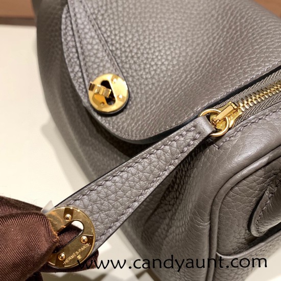 Hermes Mini Lindy Clemence 8F /Etain Gold Hardware 054 Hermes Mini Lindy Clemence 8F /Etain Gold Hardware 054