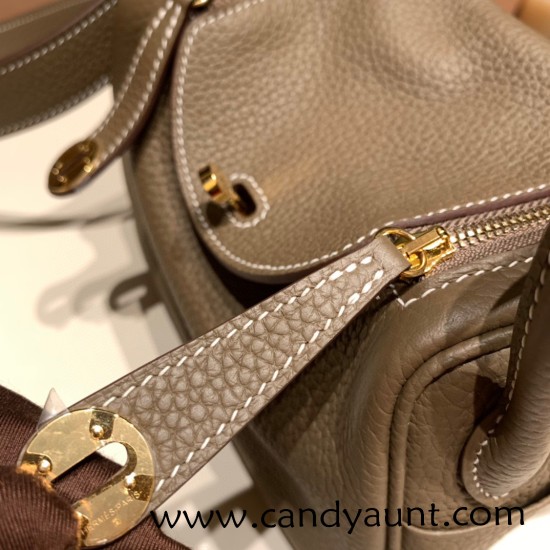 Hermes Mini Lindy Clemence 8C /Elephant Grey Gold Hardware 056 Hermes Mini Lindy Clemence 8C /Elephant Grey Gold Hardware 056