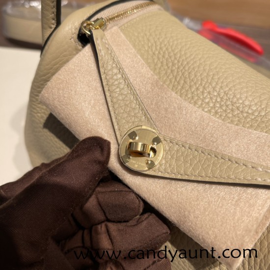 Hermes Mini Lindy Clemence S2/ Trench Gold Hardware 058 Hermes Mini Lindy Clemence S2/ Trench Gold Hardware 058