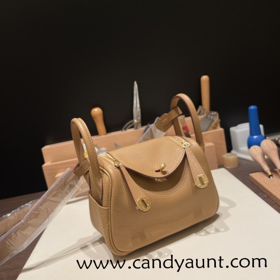 Hermes Mini Lindy Clemence 0L/ Gris Meyer Silver Hardware 061 Hermes Mini Lindy Clemence 0L/ Gris Meyer Silver Hardware 061