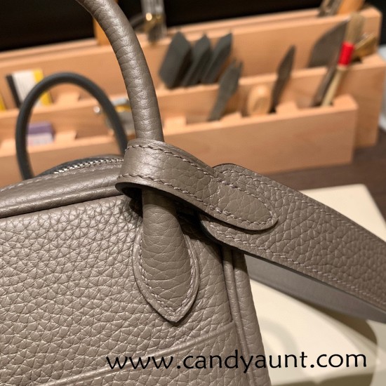 Hermes Mini Lindy Clemence 8F /Etain Silver Hardware 066 Hermes Mini Lindy Clemence 8F /Etain Silver Hardware 066