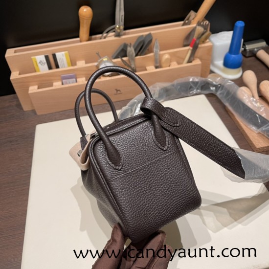 Hermes Mini Lindy Clemence 46 /Ebene Silver Hardware 070 Hermes Mini Lindy Clemence 46 /Ebene Silver Hardware 070