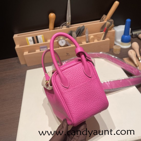 Hermes Mini Lindy Clemence 9I /Magnolia Gold Hardware 074 Hermes Mini Lindy Clemence 9I /Magnolia Gold Hardware 074