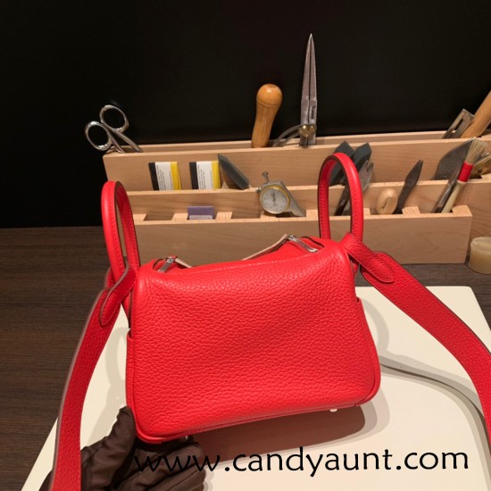 Hermes Mini Lindy Clemence S3/Rouge Cœur Silver Hardware 076 Hermes Mini Lindy Clemence S3/Rouge Cœur Silver Hardware 076