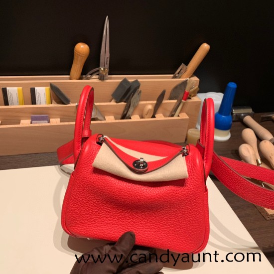 Hermes Mini Lindy Clemence S3/Rouge Cœur Silver Hardware 076 Hermes Mini Lindy Clemence S3/Rouge Cœur Silver Hardware 076