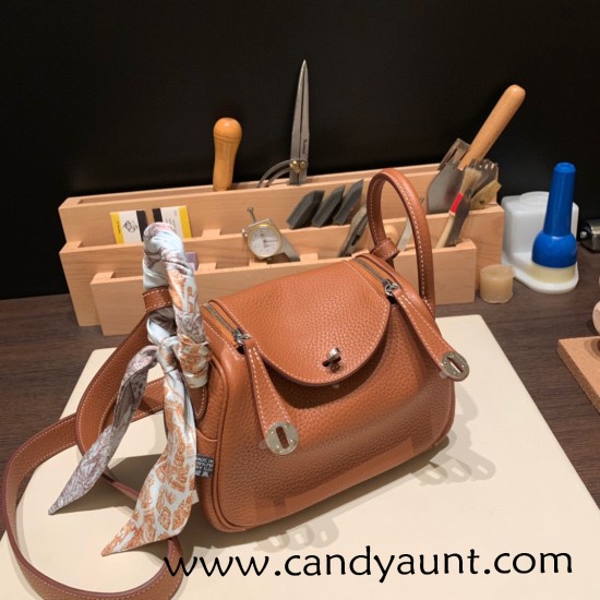 Hermes Mini Lindy Clemence 37/ Gold Silver Hardware 079 Hermes Mini Lindy Clemence 37/ Gold Silver Hardware 079
